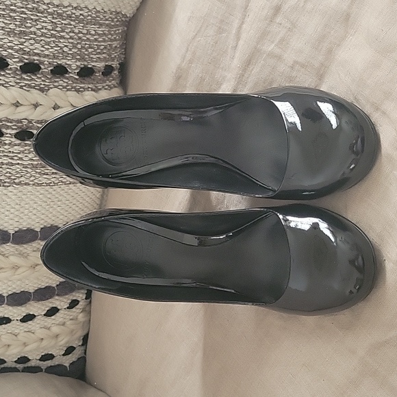Tory Burch Colin Black Patent Leather Glitter Block Heels, Round Toe 6 M - Picture 2 of 10
